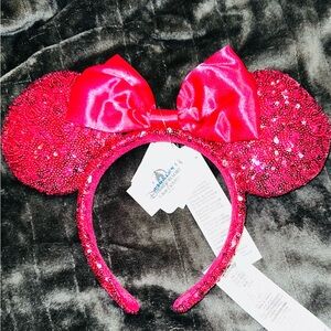 NWT Disney Pink Sequin Minnie Mouse Headband